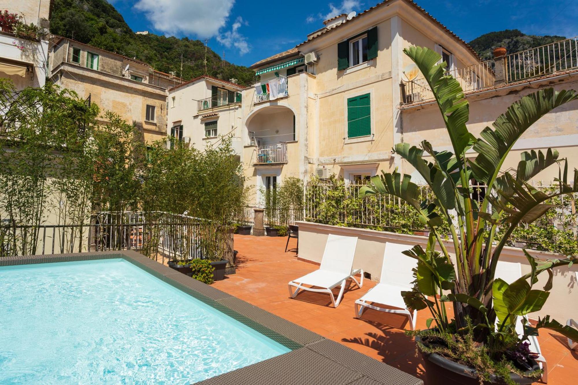 Etrus Boutique Room Amalfi Exterior photo